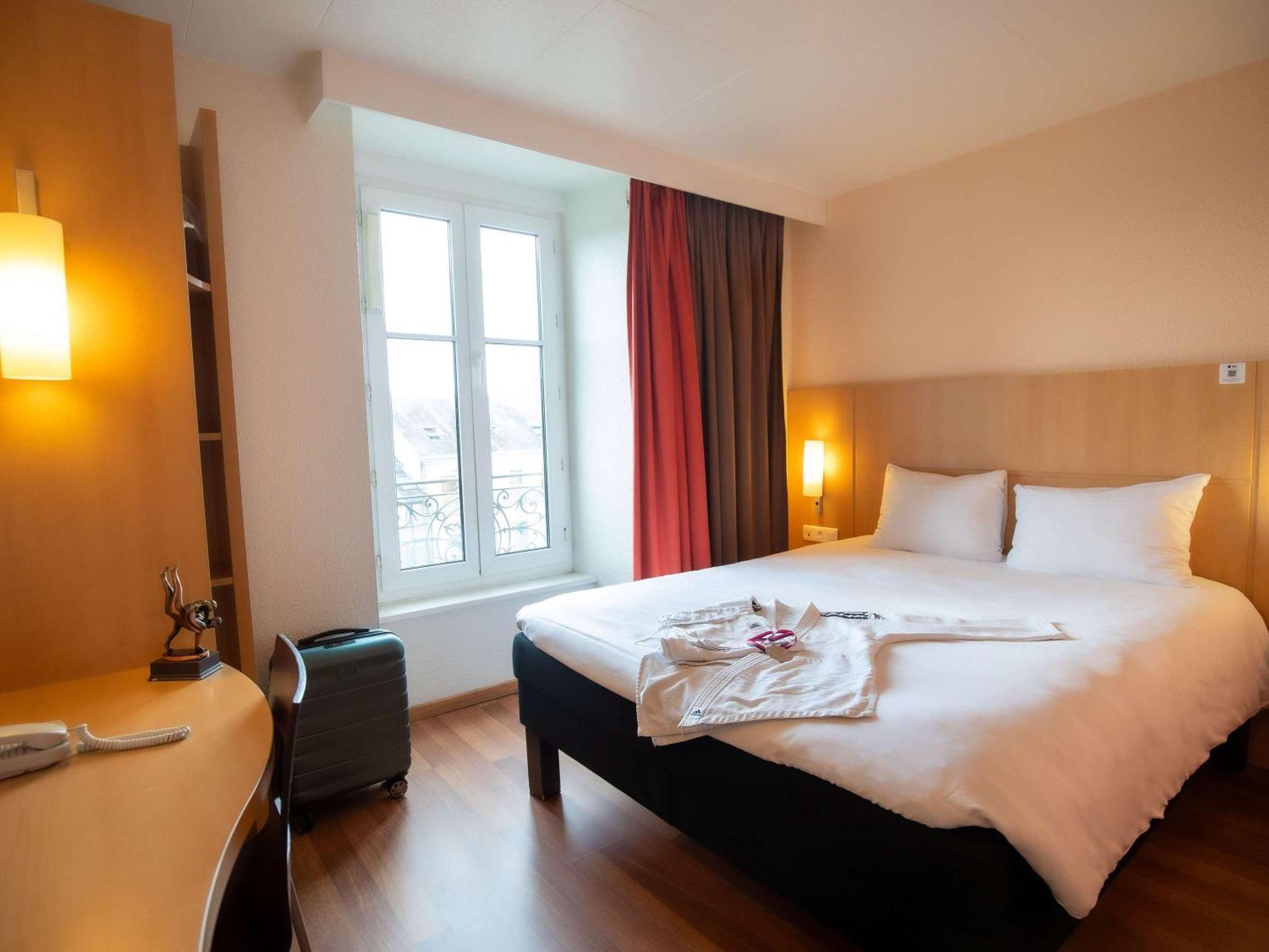 Ibis Limoges Centre Exterior foto