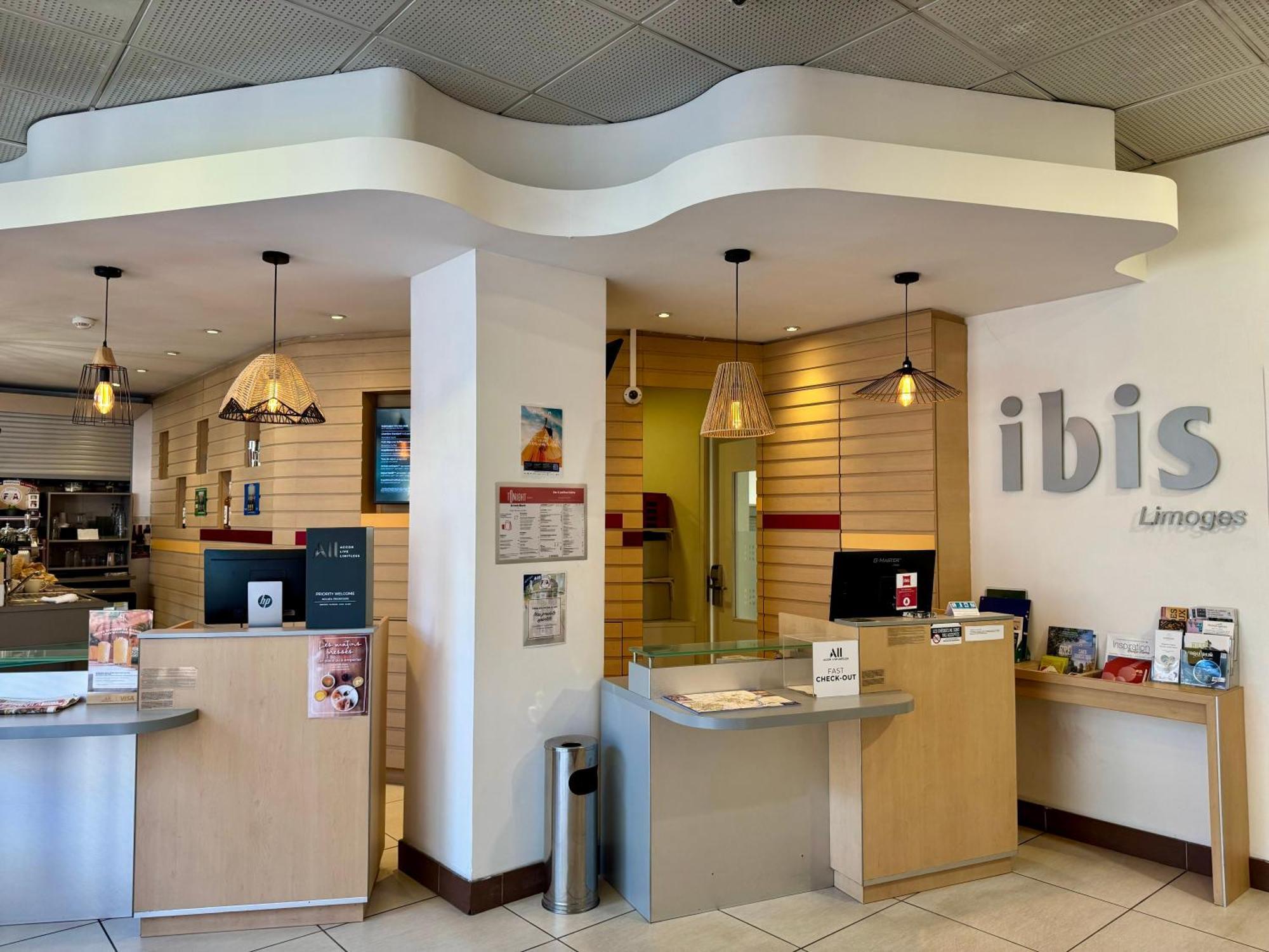Ibis Limoges Centre Exterior foto